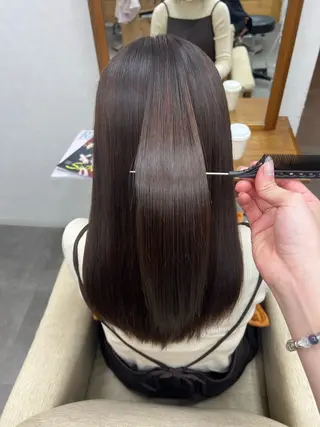 セミロング ブリーチカラー HAZUKI🦖のヘアスタイル