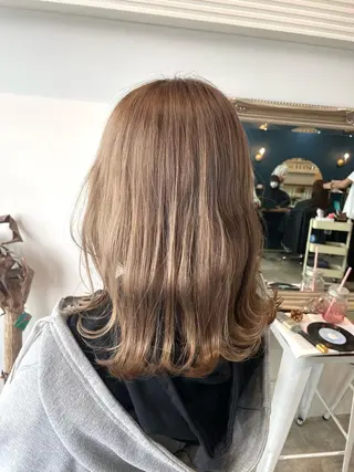 ミディアム カラー ヘアアレンジ ⛄️カトウ ケイゴ⛄️のヘアスタイル