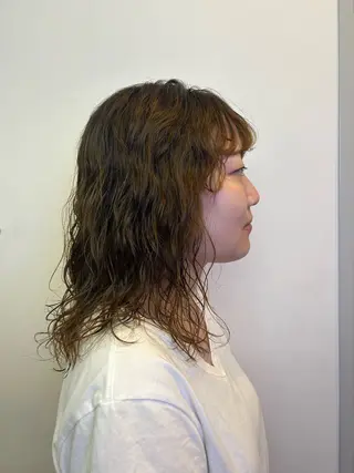セミロング カラー パーマ ikeda shioriのヘアスタイル