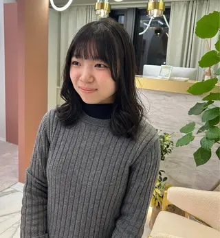 セミロング 佐合 梨花 / eau〈オー〉のヘアスタイル