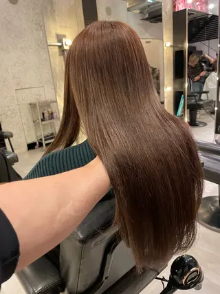 セミロング Luxe所属・Luxe表参道 髪質改善　奈良のヘアスタイル