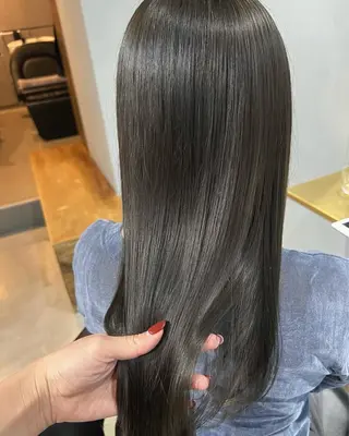 ミディアム カラー akane/ボブ /オリーブ/ブラウンのヘアスタイル