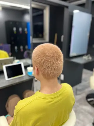 ショート メンズ white.梅田所属・White梅田  ／ COCOのヘアスタイル