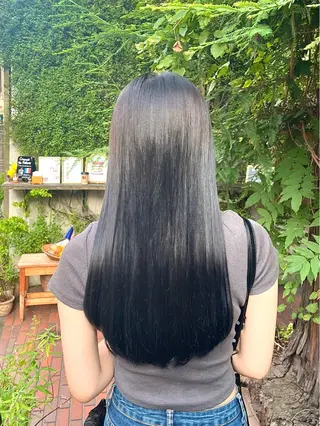 ロング うる艶カラー× ハイトーン/miuのヘアスタイル