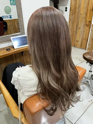 ロング カラー 🦋坂本 未結🦋のヘアスタイル