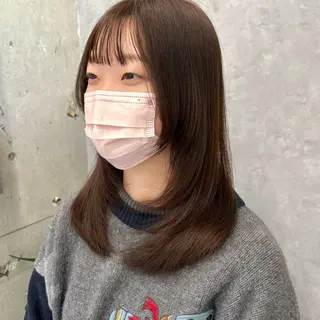 セミロング カラー NUMBER_ ユイナのヘアスタイル