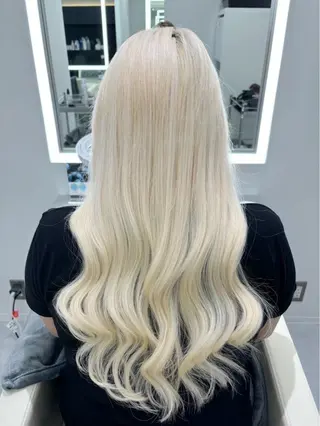 ロング カラー TACE新宿所属・TACE AYANOのヘアスタイル