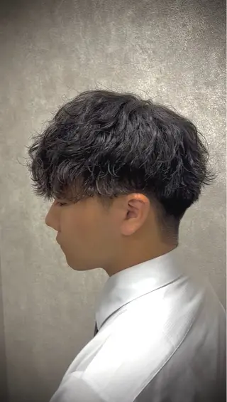ミディアム パーマ メンズ JADE with AKROS所属・JADEwith AKROS✨サヤカのヘアスタイル