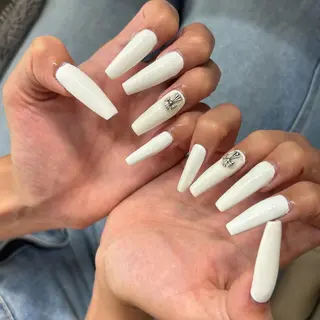 ネイル 井上春菜/長さだし パラジェルフィルインのネイルデザイン