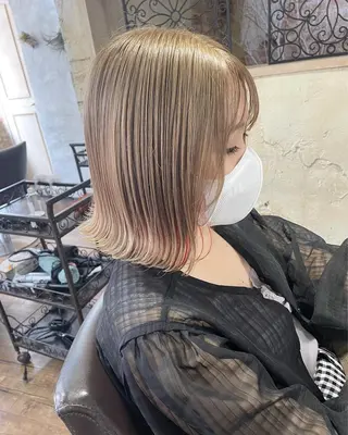 ショート カラー 遠藤 拓馬のヘアスタイル