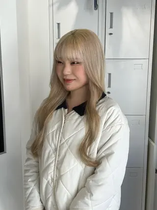 ロング 平山 千紗のヘアスタイル