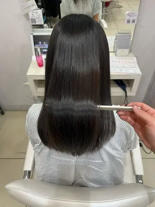 セミロング カラー 🌿似合わせブリーチ 山岸樹璃🌿のヘアスタイル