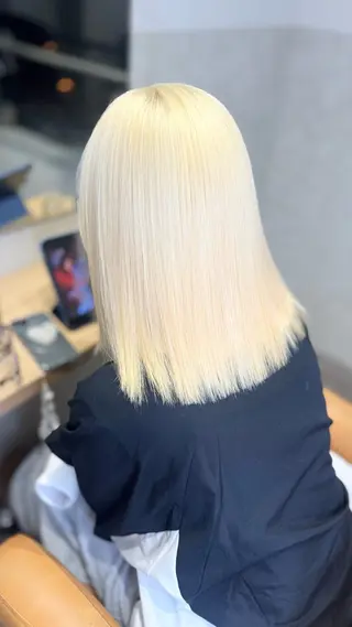 ショート カラー SALOWIN札幌大通り所属・札幌ハイトーン/ ブリーチカラー/ドイのヘアスタイル