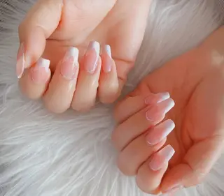 ネイル AngelChris ビューティーサロンのネイルデザイン