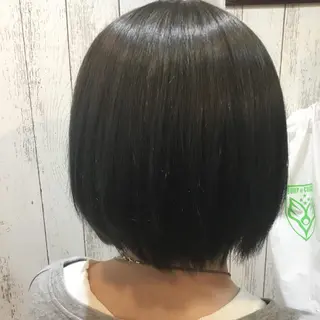ショート カラー パーマ embrace エンブレイスのヘアスタイル