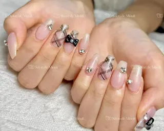 ネイル Salon de Minuit🦩のネイルデザイン