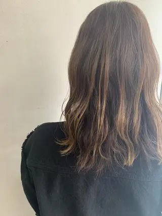 ミディアム paraspa  GARDEN  FUKUOKA所属・パラスパガーデン福岡 Reinaのネイルデザイン