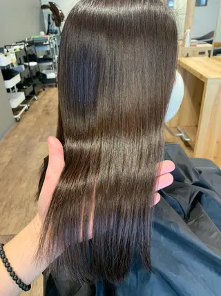 ロング toki所属・SHU NTAのヘアスタイル