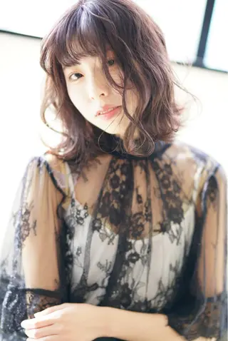 ミディアム カラー ハイトーン/レイヤー /ケアブリーチ石川治のヘアスタイル