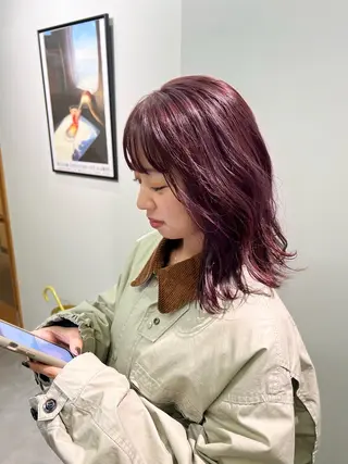 セミロング カラー コノカ/暖色カラー/ 透明感カラーのヘアスタイル