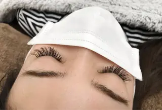 マツエク・マツパ 美容室ardmento 内 Lycka所属・Lycka リュッカのマツエク・マツパデザイン