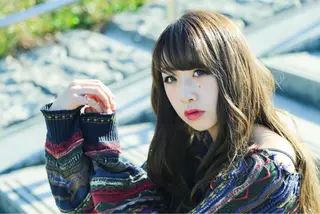 ロング カラー オーストヘアージジ所属・TAI透明カラー 柔らかい縮毛矯正のヘアスタイル