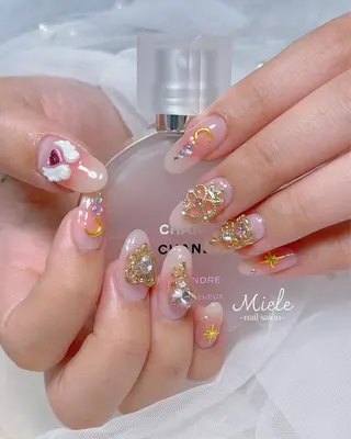 ネイル MieleNailSalon所属・miele nail ひな〈新大阪〉のネイルデザイン