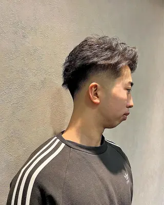 ショート カラー メンズ BARBER SUGIYAMA所属・北千住理容室バーバー 小堀悠作のヘアスタイル