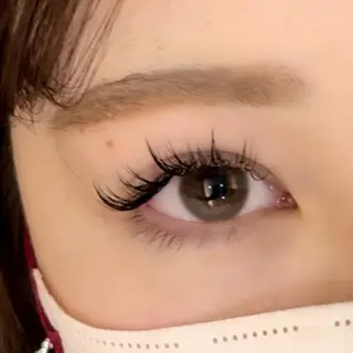 マツエク・マツパ 似合わせカット暖色 カラーhiyonaのヘアスタイル