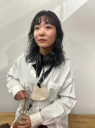 ミディアム パーマ デザインカラー🥂 YUKAのヘアスタイル