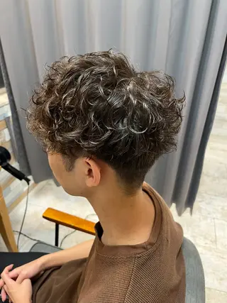 パーマ メンズ 二俣 秋亜のヘアスタイル