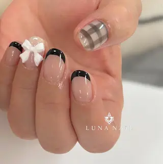 ネイル アトリエ　ミモザ所属・いまむら あかりのネイルデザイン