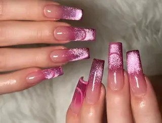 ネイル Pure&Rich Nailのネイルデザイン