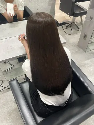 ロング 出口 千乃のヘアスタイル
