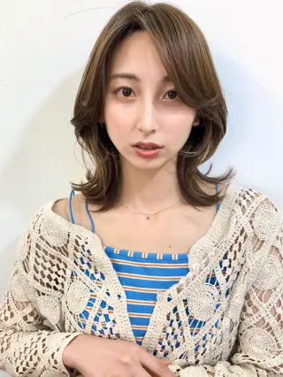 ミディアム カラー トレンドヘア🌿 chinariのヘアスタイル