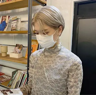 ショート カラー デザインカラー🥂 YUKAのヘアスタイル