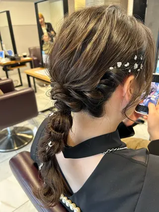 ミディアム ヘアアレンジ にった みずきのヘアスタイル