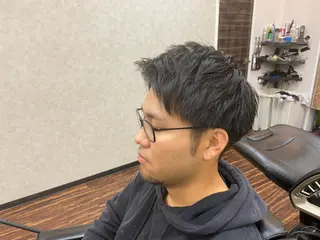 ショート メンズ 山口 拓己のヘアスタイル