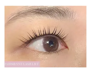 マツエク・マツパ Yuuka. ◡̈⃝︎のネイルデザイン