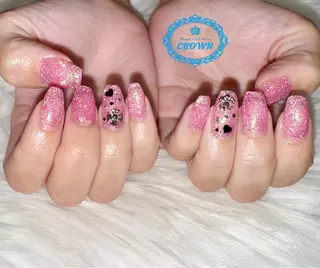 ネイル CROWN プライベートサロンのネイルデザイン
