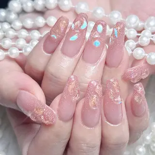 ネイル Rena🎀長さだし 専門🫧のネイルデザイン