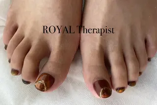 ネイル 【寺岡】 ロイヤル•セラピストのネイルデザイン