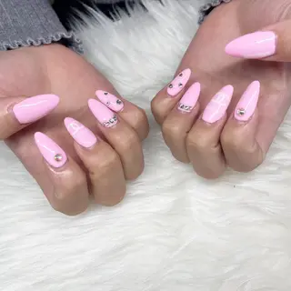 ロング see love gritterのネイルデザイン