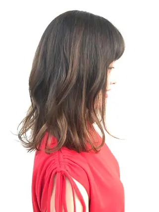 ミディアム カラー 湯浅 了一のヘアスタイル