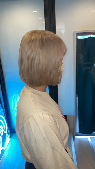 カラー リーフレ所属・榊原 七菜花のヘアスタイル