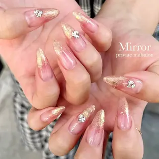 ネイル nailsalon Mirrorのネイルデザイン