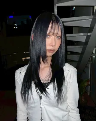 ロング 山口 真世のヘアスタイル