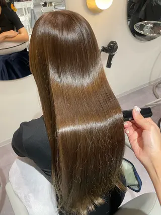 ロング 廣岡 采音のヘアスタイル