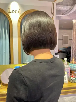 ショート カラー ヘアアレンジ 髪質改善【縮毛矯正】 美髪ボブを量産する人のヘアスタイル