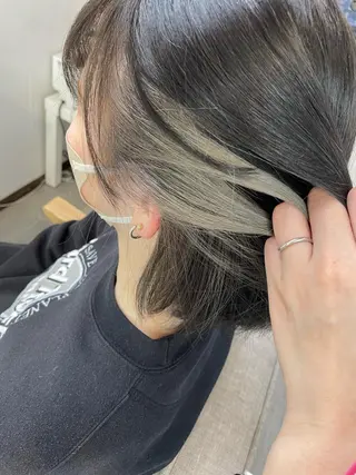 カラー オノ アカネのヘアスタイル